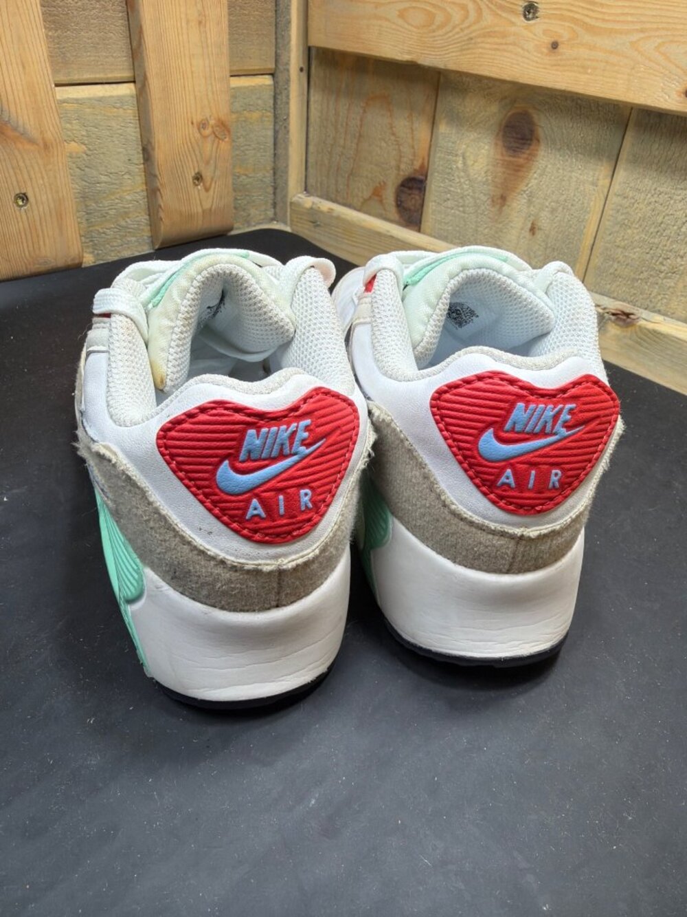 Nike Air Max 90 Youth Boys Sneakers Size 1.5Y White Blue Green DZ2889-100 - Picture 6 of 9